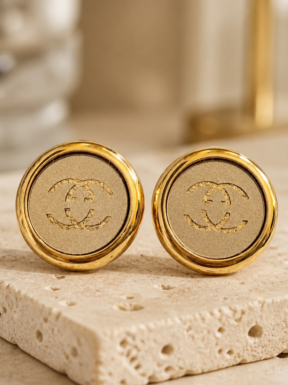 CHANEL Gold-Tone CC Logo Hair Clips - Gold